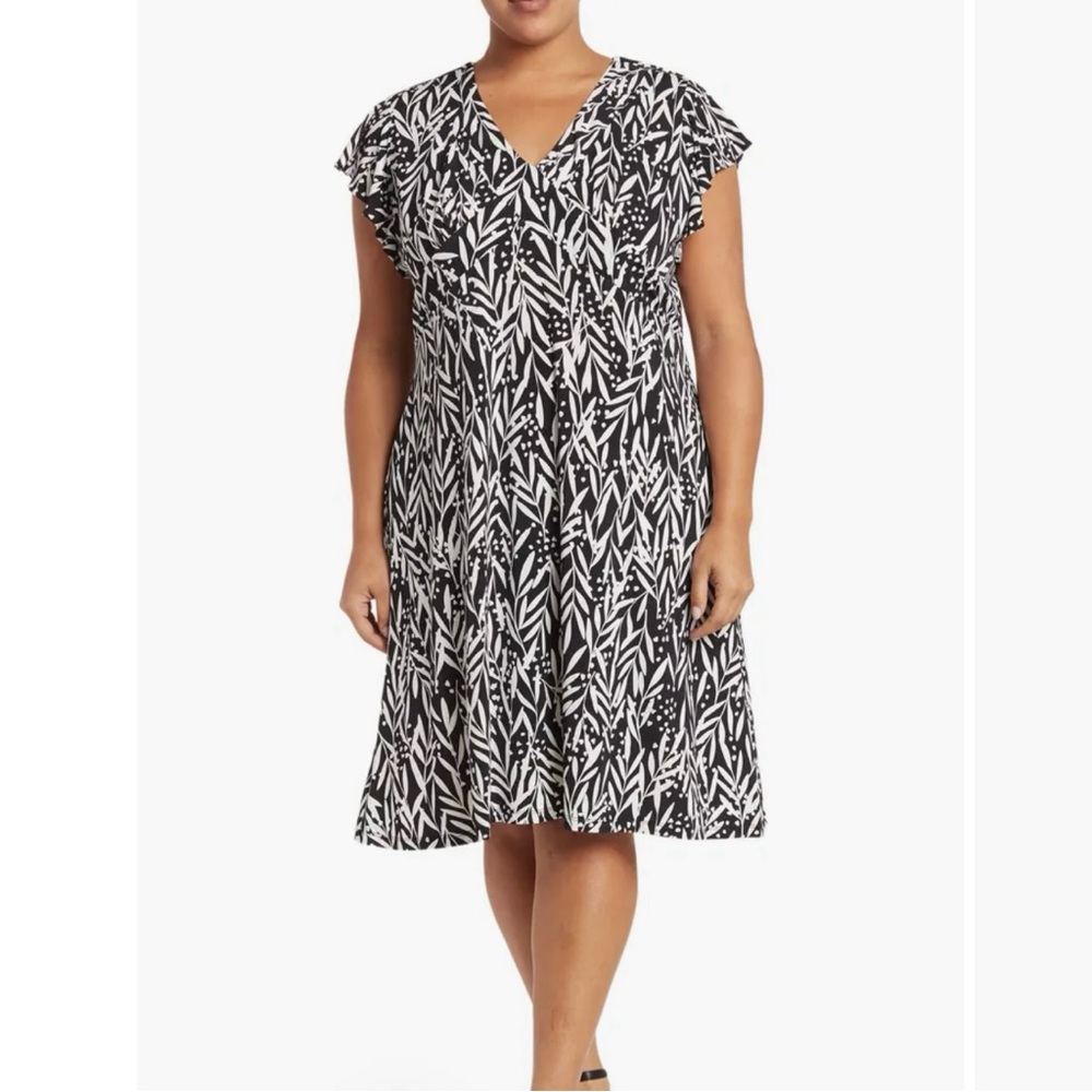 NWT London Times Womens V-Neck Ruffle Sleeve Midi Dress Black and White Size 18W